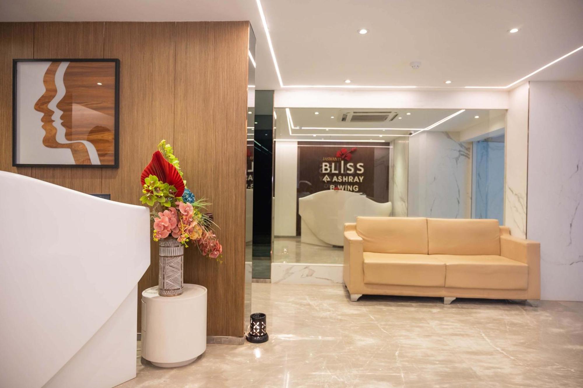 Z Bliss Suites, Bkc Мумбаї Екстер'єр фото